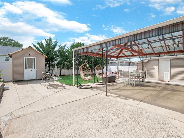 66 Fairmount Street, Valley Stream, NY 11580