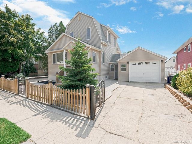 66 Fairmount Street, Valley Stream, NY 11580