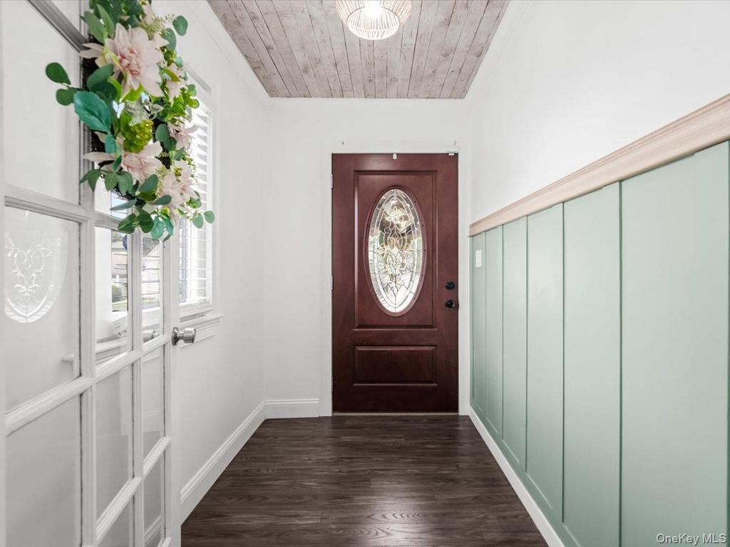 66 Fairmount Street, Valley Stream, NY 11580 — photo 4