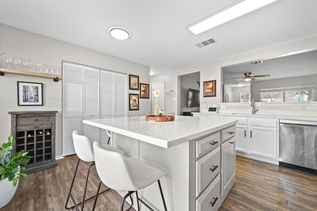 13404 Coomes DR, Del Valle, TX 78617