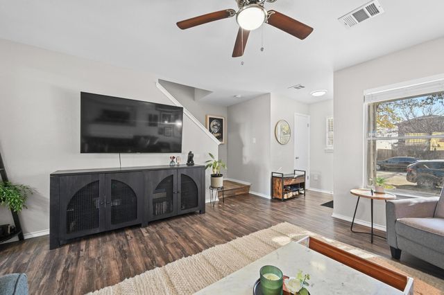 13404 Coomes DR, Del Valle, TX 78617