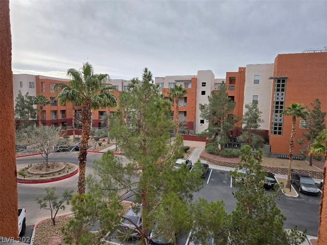 23 East Agate Avenue 402, Las Vegas, NV 89123