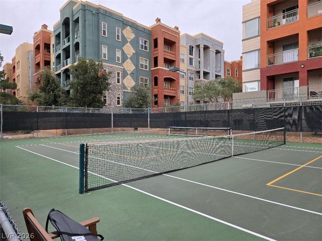 23 East Agate Avenue 402, Las Vegas, NV 89123