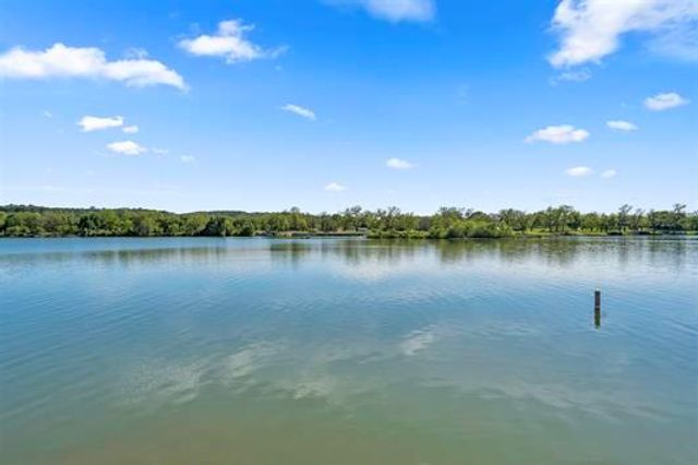 319 Meadowlakes DR, Marble Falls, TX 78654