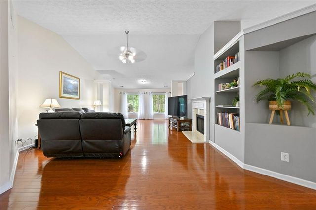 1661 Jami Hollow Way, Lawrenceville, GA 30043
