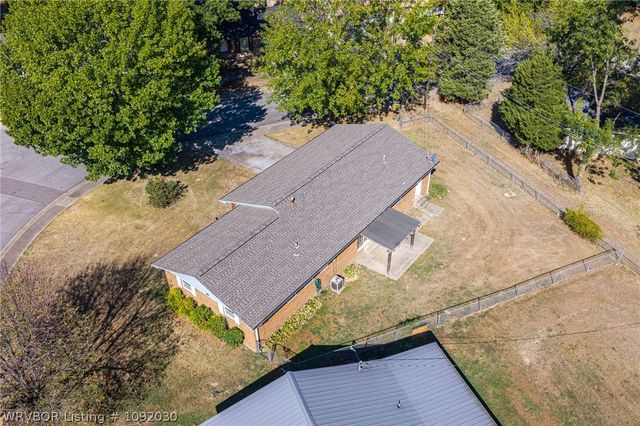 120 Dartmouth Lane, Fort Smith, AR 72908