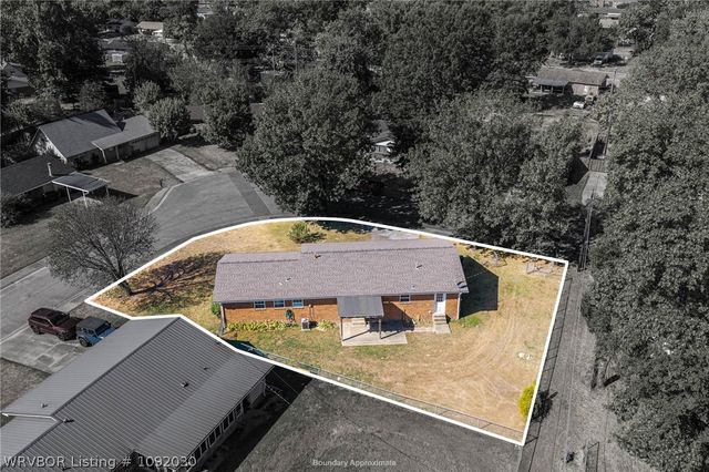 120 Dartmouth Lane, Fort Smith, AR 72908