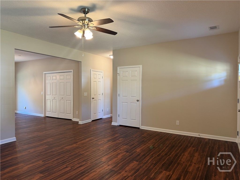 Image 6 of property listing at 105 Linton Lane, Guyton, GA 31312