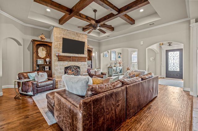 7756 Bella Milano Drive, Fort Worth, TX 76126