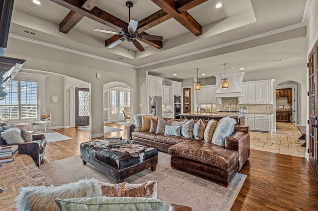 7756 Bella Milano Drive, Fort Worth, TX 76126