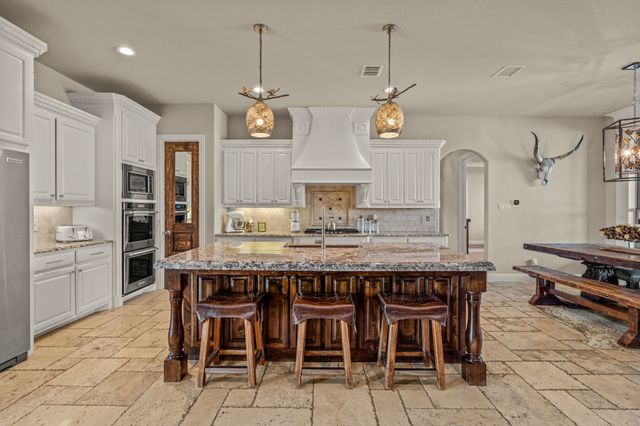 7756 Bella Milano Drive, Fort Worth, TX 76126