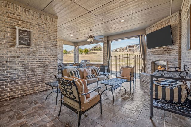 7756 Bella Milano Drive, Fort Worth, TX 76126