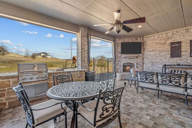 7756 Bella Milano Drive, Fort Worth, TX 76126