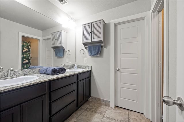 3702 SW Capstone Court, Bentonville, AR 72712