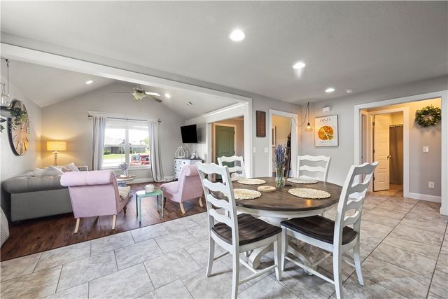 3702 SW Capstone Court, Bentonville, AR 72712