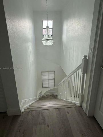 9947 NW 86th Ter, Doral, FL 33178