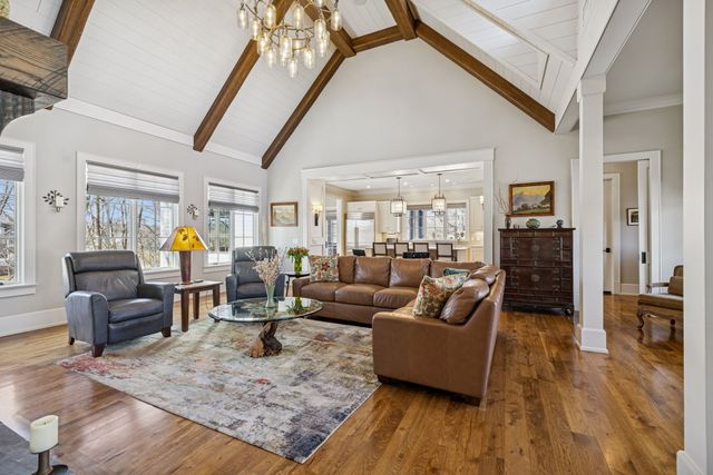 8463 Heirloom Blvd, College Grove, TN 37046