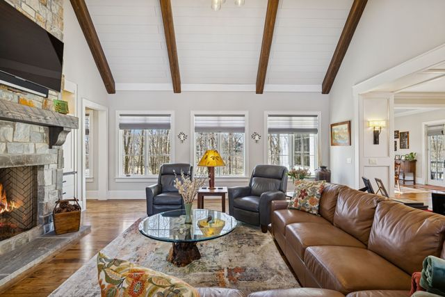 8463 Heirloom Blvd, College Grove, TN 37046