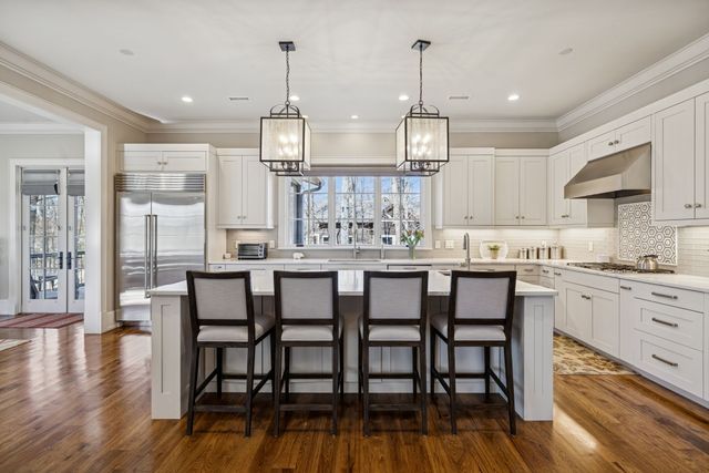 8463 Heirloom Blvd, College Grove, TN 37046