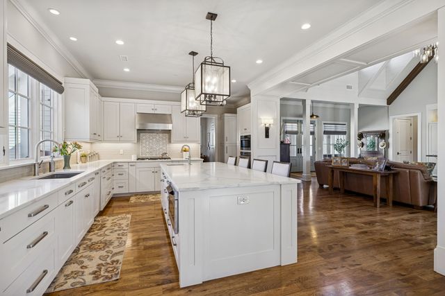 8463 Heirloom Blvd, College Grove, TN 37046