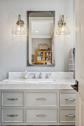 8463 Heirloom Blvd, College Grove, TN 37046