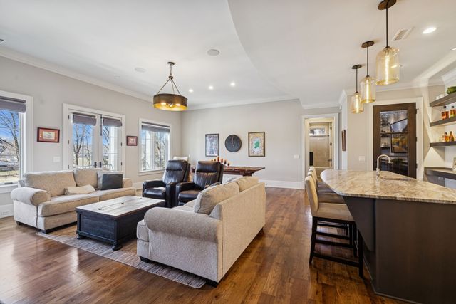 8463 Heirloom Blvd, College Grove, TN 37046