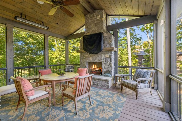 8463 Heirloom Blvd, College Grove, TN 37046