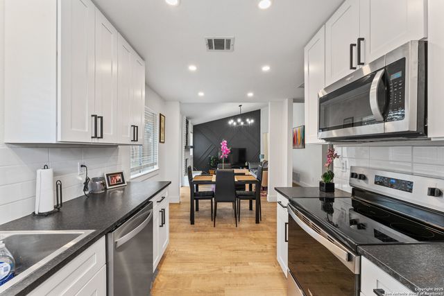 3322 Stoney Mist, San Antonio, TX 78247