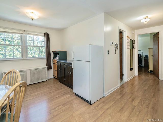 9 West Street, Greenvale, NY 11548