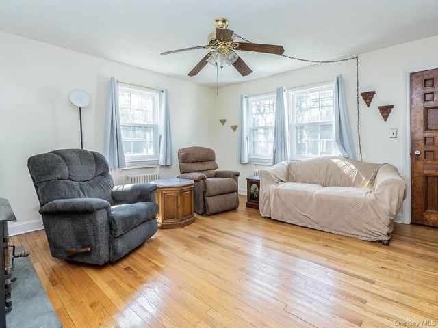 9 West Street, Greenvale, NY 11548