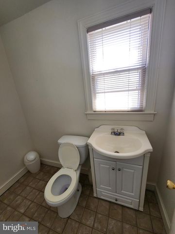 7465 OAKLAND MILLS RD, Columbia, MD 21046