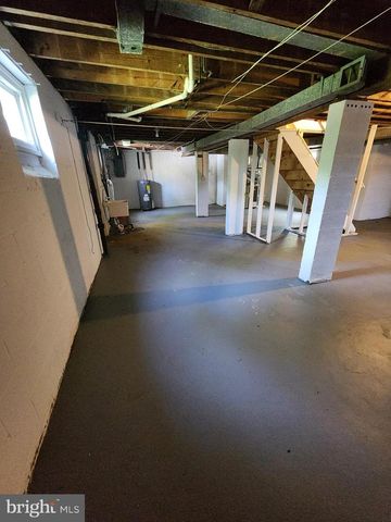 7465 OAKLAND MILLS RD, Columbia, MD 21046