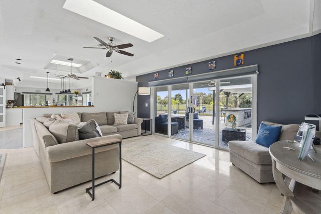118 ELYSIUM Drive, Royal Palm Beach, FL 33411