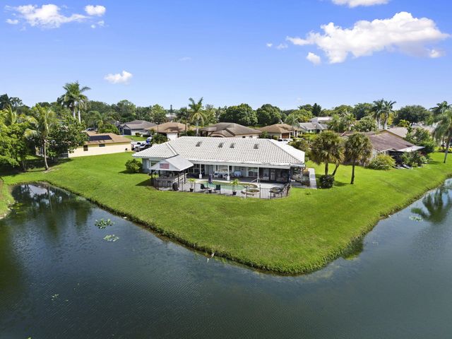 118 ELYSIUM Drive, Royal Palm Beach, FL 33411