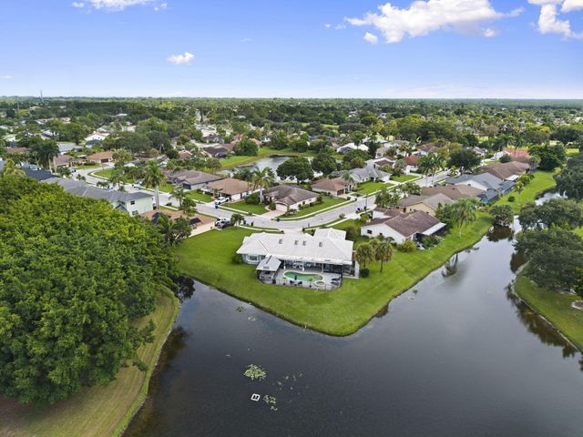118 ELYSIUM Drive, Royal Palm Beach, FL 33411
