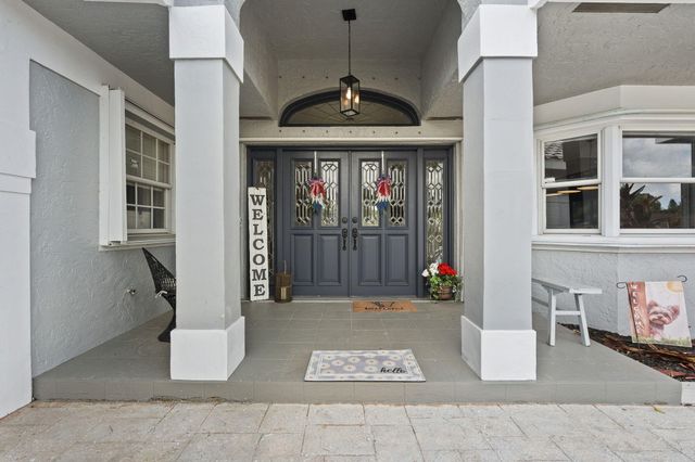 118 ELYSIUM Drive, Royal Palm Beach, FL 33411
