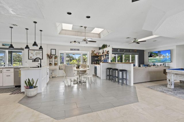 118 ELYSIUM Drive, Royal Palm Beach, FL 33411