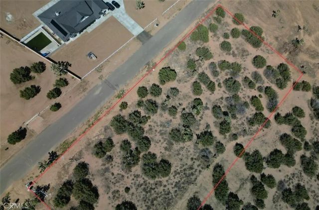 11075 Heartland, Oak Hills, CA 92344