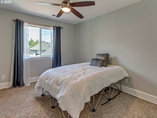 7913 Sw LEISER Ln, Portland, OR 97224