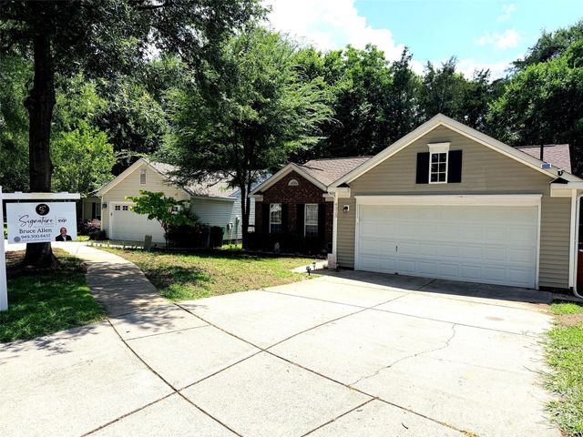 4313 Bubbling Brook Court, Charlotte, NC 28278