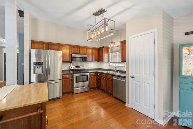 4313 Bubbling Brook Court, Charlotte, NC 28278