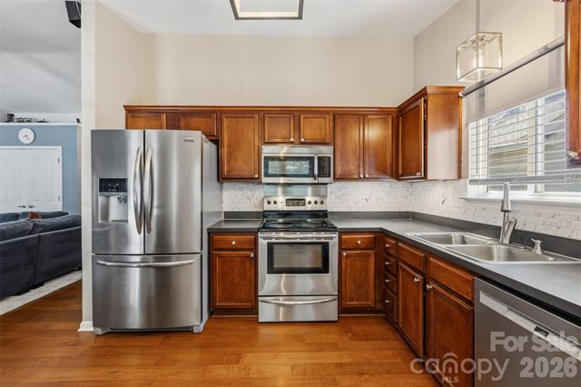 4313 Bubbling Brook Court, Charlotte, NC 28278