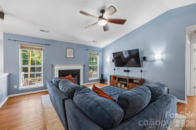 4313 Bubbling Brook Court, Charlotte, NC 28278