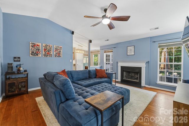 4313 Bubbling Brook Court, Charlotte, NC 28278