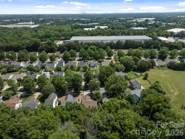 4313 Bubbling Brook Court, Charlotte, NC 28278