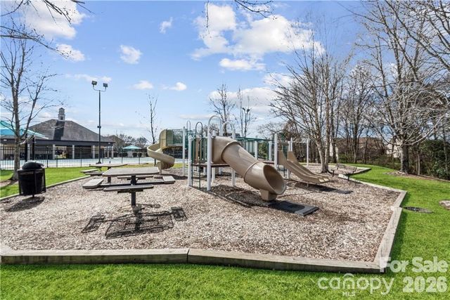 4313 Bubbling Brook Court, Charlotte, NC 28278