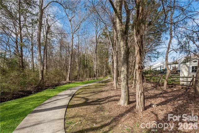 4313 Bubbling Brook Court, Charlotte, NC 28278