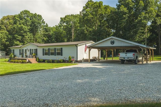 441 Fairgrounds Road, Taylorsville, NC 28681