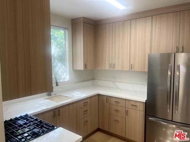 5726 Lemona Avenue, Van Nuys (los Angeles), CA 91411