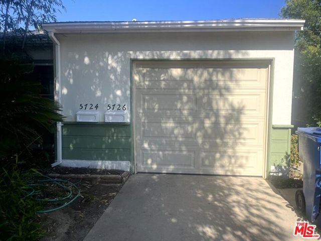 5726 Lemona Avenue, Van Nuys (los Angeles), CA 91411